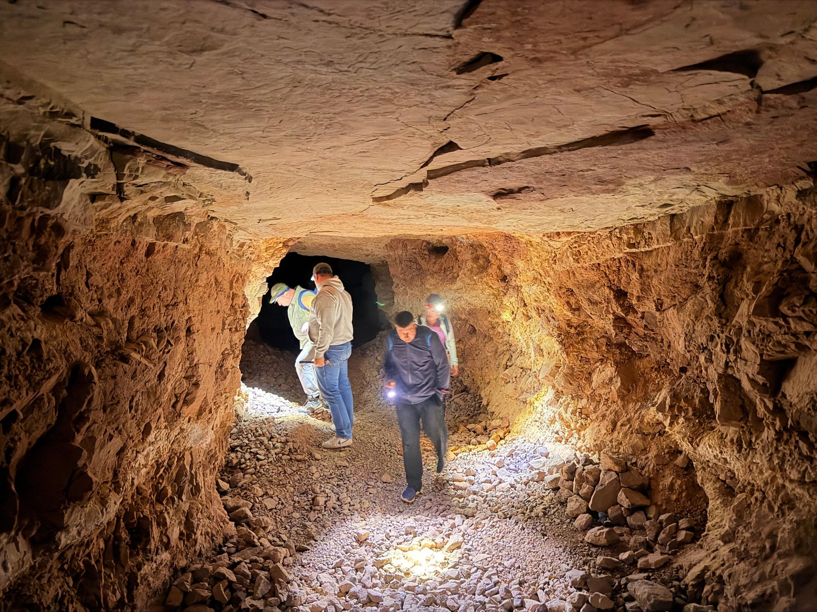 GEOLOGICAL TOURS